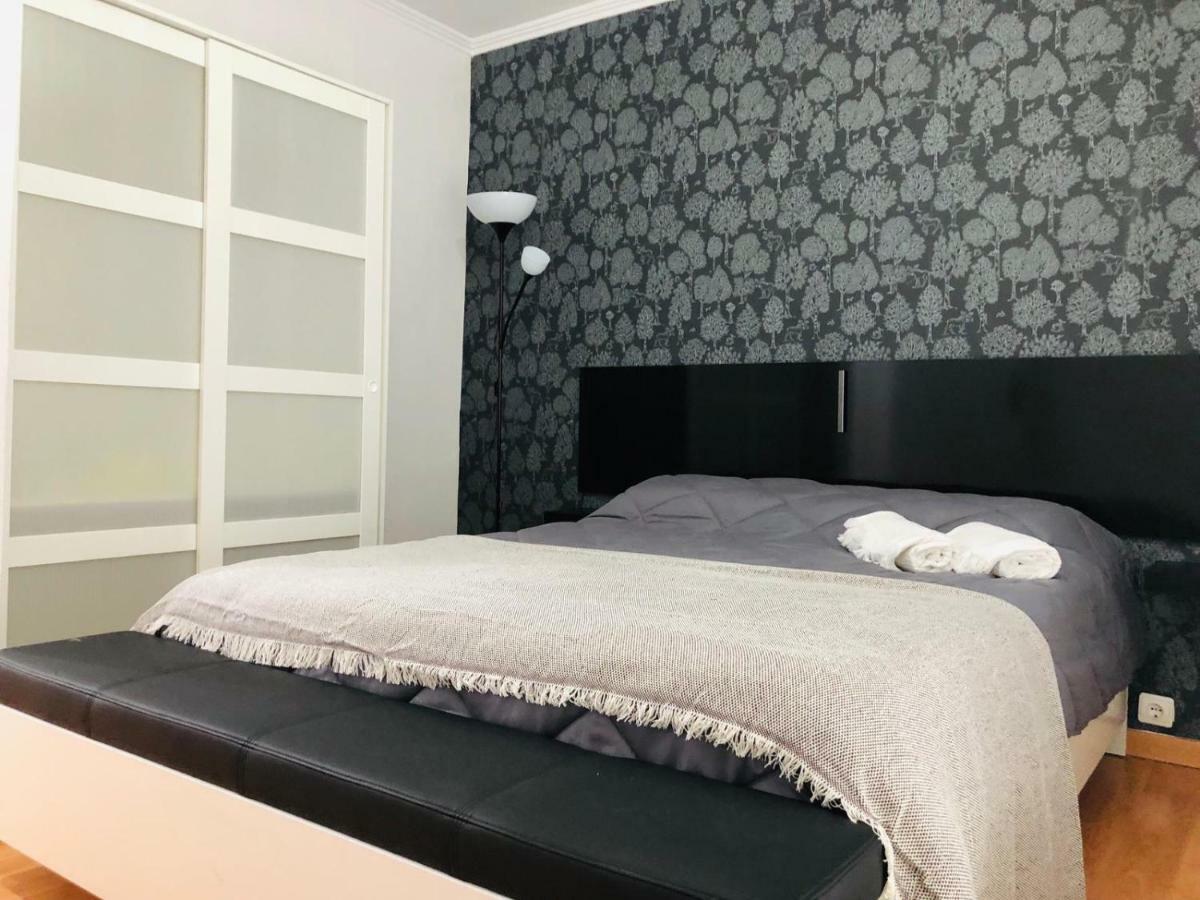 Apartamento Good Vibes Apartment Сарагоса Екстериор снимка