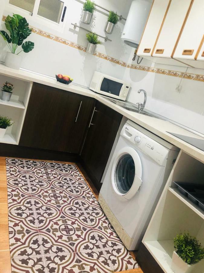 Apartamento Good Vibes Apartment Сарагоса Екстериор снимка