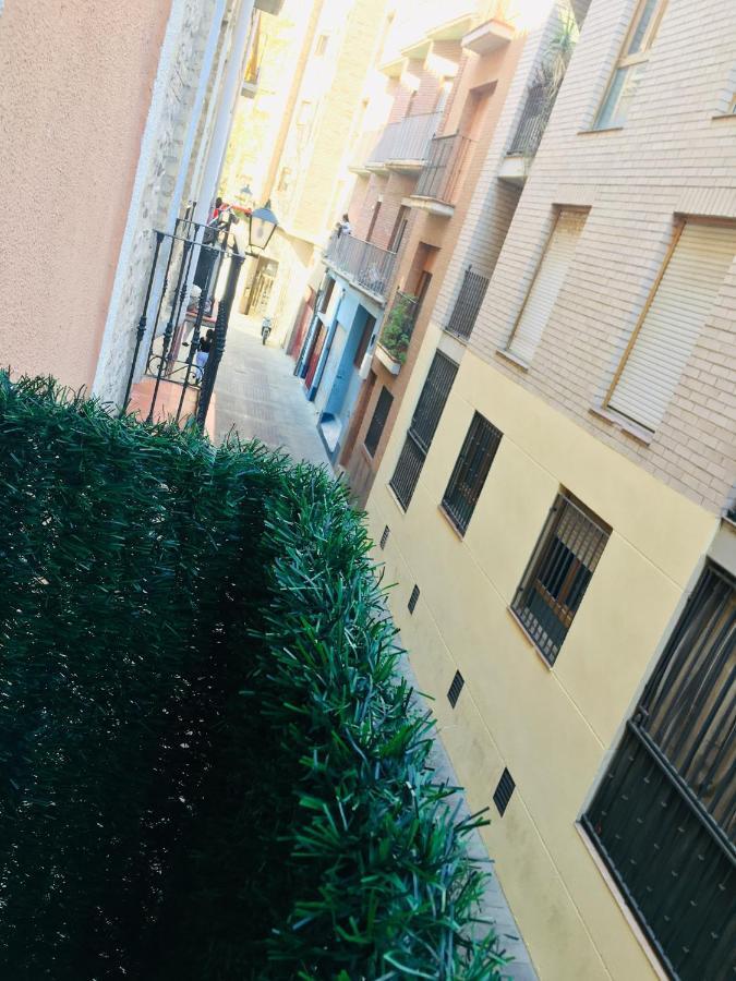 Apartamento Good Vibes Apartment Сарагоса Екстериор снимка